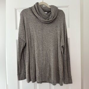 Jules & James Gray Women's Sweater